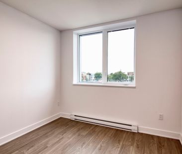 9675 Av. Papineau - Photo 1