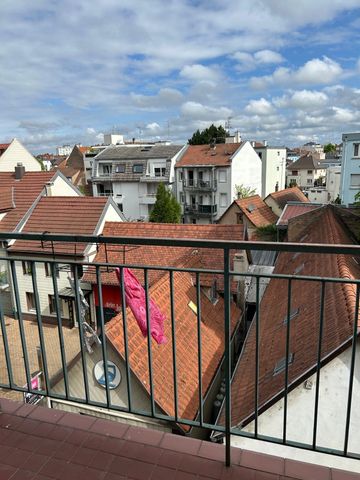 Location Appartement 2 pièces 43m² STRASBOURG 67100 - Photo 2