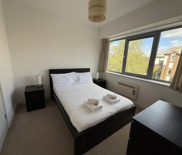 1 bedroom flat to rent - Photo 3