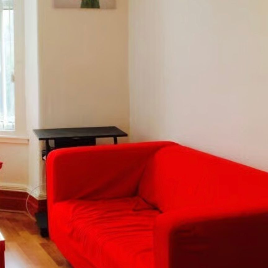 3 Bed - Flat 1, 203 Belle Vue Road, Woodhouse, Leeds - LS3 1HG - Student - Photo 1