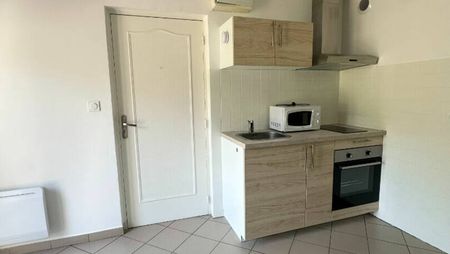 LOCATION STUDIO MEUBLE PONT A MOUSSON AVEC TERRASSE - Photo 5