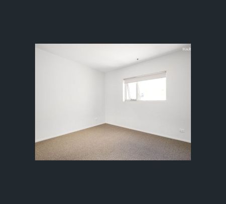 304/125 Sturt St, Adelaide, SA 5000 - Photo 5