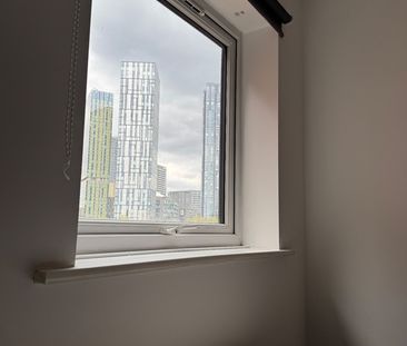 Room in a Shared Flat, Delta Point, M3 - Photo 3