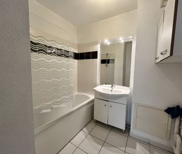 Location Appartement 3 pièces 62m² ST ANDRE DE CUBZAC 33240 - Photo 4