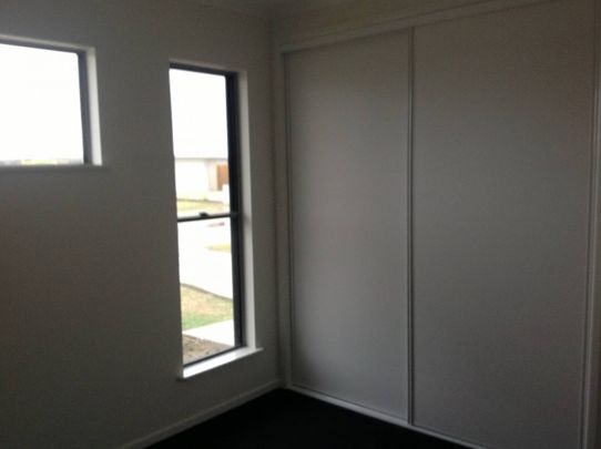 4 Bedroom Fully Air-conditioned Home - Photo 1