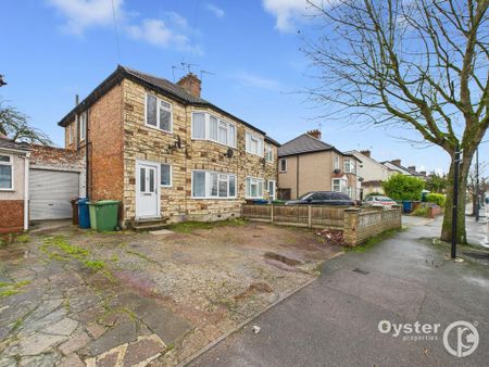 3 bedroom semi-detached house to rent - Photo 4