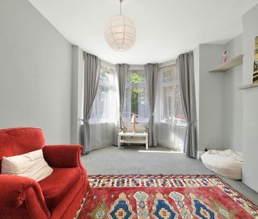 Short Flexi Stay 2-Bed House Dallas Road NW9 - Photo 3