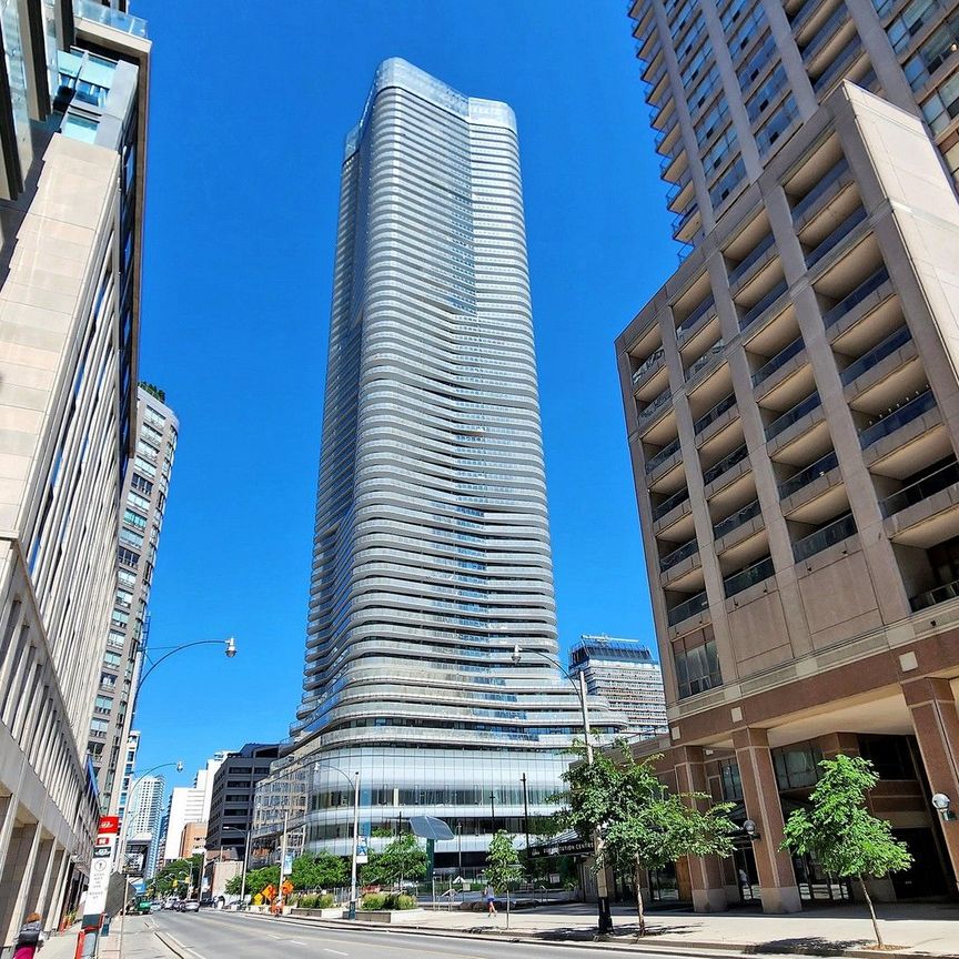 For Lease - 11 Wellesley Street Unit# 5201, Toronto, Ontario - Photo 1