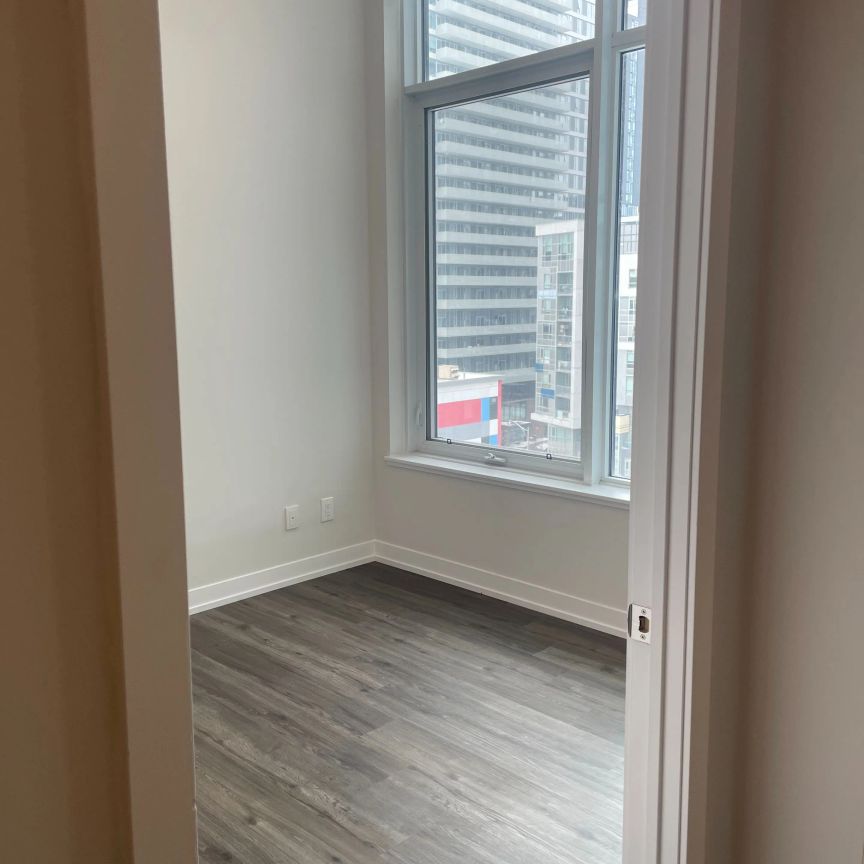 25 Nicholas Avenue #704 - Photo 1