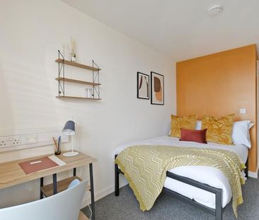 Student Apartment 5 bedroom, City Centre, Sheffield - Photo 2