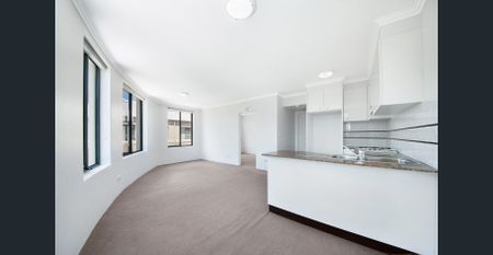 IDEALLY LOCATED APARTMENT! - Photo 4