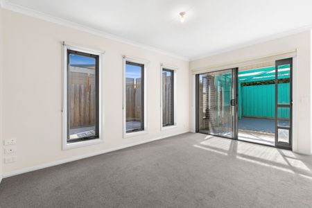 Perfect Penleigh - Photo 4