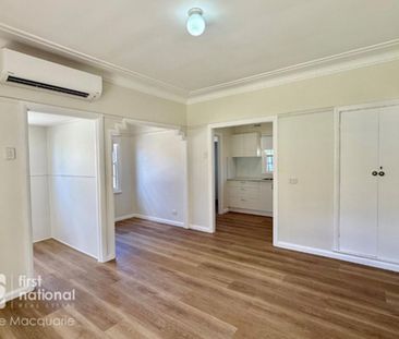 Freshly Renovated & Lawn maintenance included - Photo 2