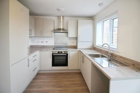 Chalk Hill Drive, Sherburn In Elmet - Photo 4