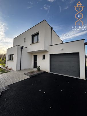 Location maison 4 chambres THEIX - Photo 1