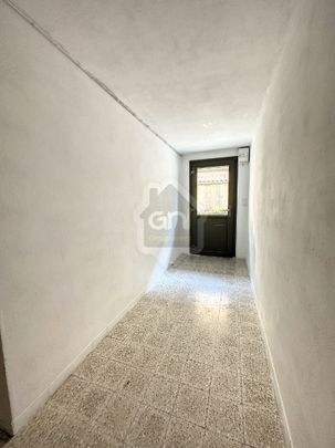 Maison -appartement location meublée Avignon ,81 m2, 2 chambres et un bureau, garage et jardin privatif, - Photo 1