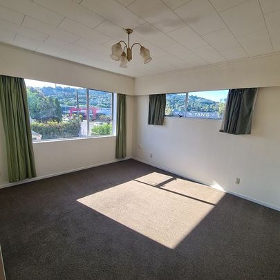 2 bedrooms and study in Central Lower Hutt - Photo 1