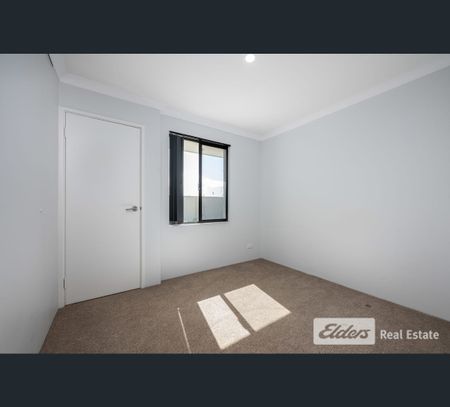 63 Cottesloe Crescent, Secret Harbour, WA 6173 - Photo 4