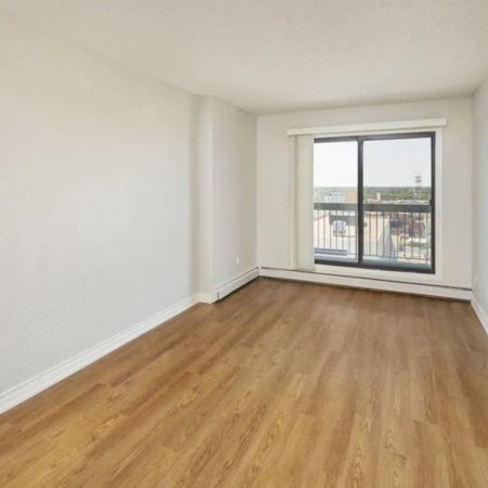 Saskatoon Tower — 1 Bedroom - Photo 3