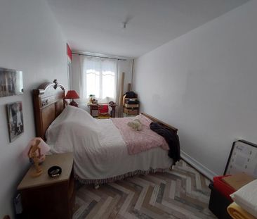 Location Appartement 4 pièces 84m² DIEPPE 76200 - Photo 2