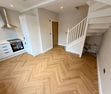 2 bedroom terraced house to rent - Photo 3