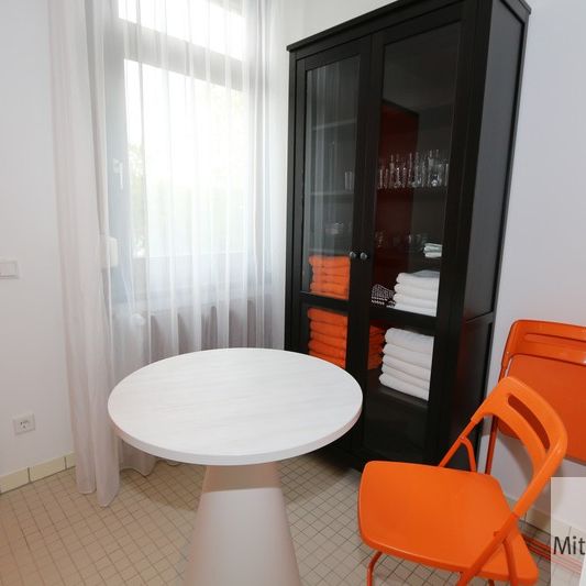 Apartment mit gehobener Komplettausstattung am Nürnberger Hafen - Photo 1