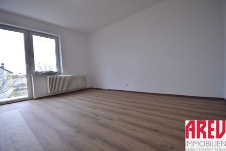 SANIERTE 1 ZIMMERWOHNUNG MIT BALKON UND KÜCHE IN TRAUN - Foto 3