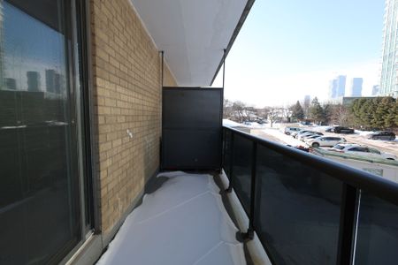 For Lease - 33 Central Parkway Unit# 203, Mississauga, Ontario - Photo 5