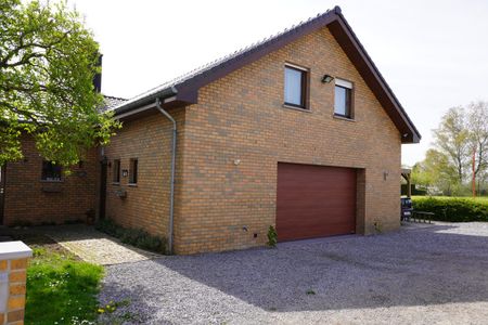 Sehr gepflegte Villa mit Garten und Garage in ruhiger Lage, gelegen in Hergenrath. - Foto 3