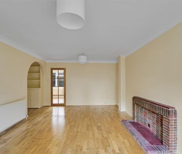 House To Let - Photo 5