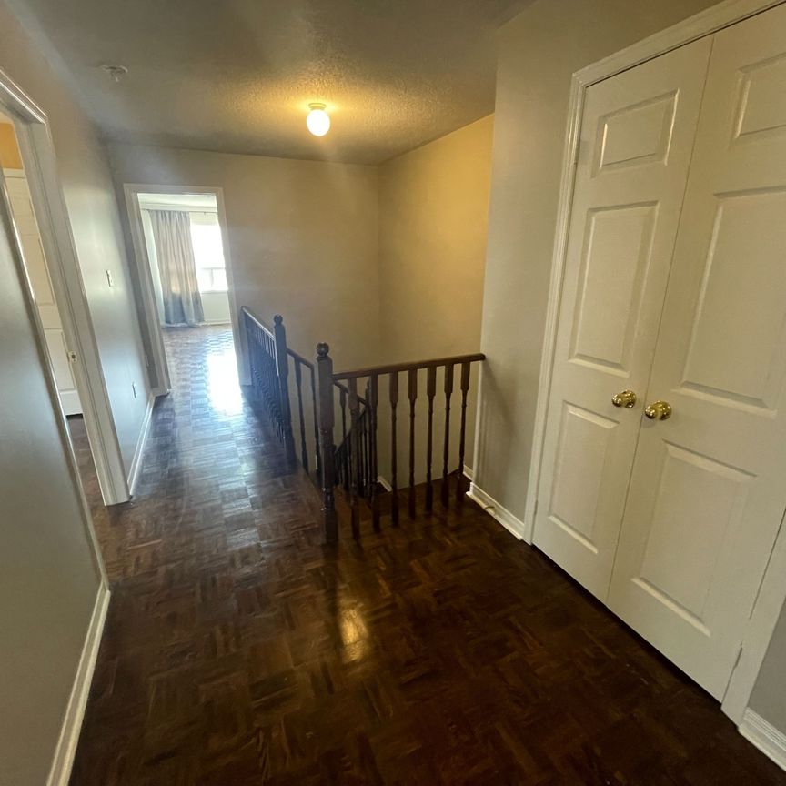 For Lease - 17 Neuchatel Avenue, Vaughan, Ontario - Photo 1