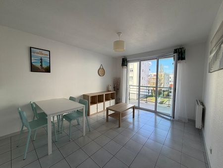 Location Appartement 2 pièces 38m² - Photo 3