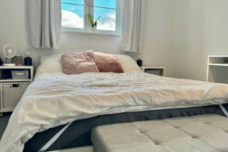 Bull Close - Photo 3