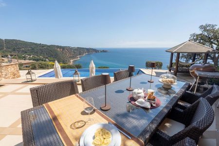 7 room luxury Villa for rent in Sant Feliu de Guíxols, Catalonia - Photo 4