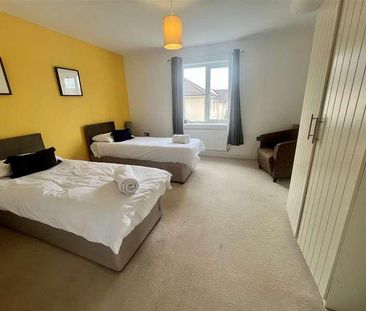 Alvington Drive Battledown, GL52 - Photo 6