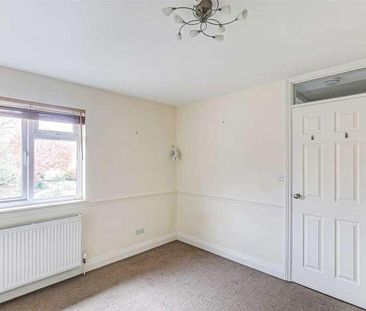 Barnfield Way, Hurst Green, Oxted, RH8 - Photo 4