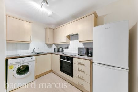 Effra Parade, LONDON - Photo 5