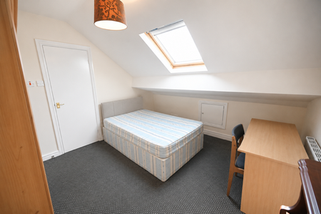 4 bedroom maisonette to rent - Photo 4