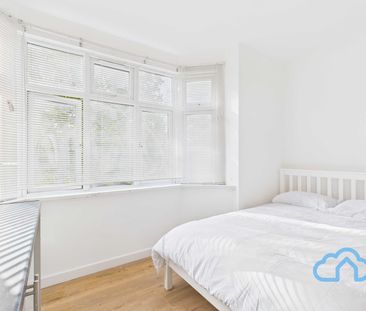 RM3 Well Hall Road | Eltham | London | SE9 6SF - Photo 3