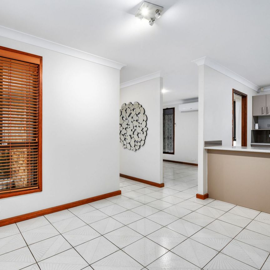 9 Callisto Drive, Cranebrook - Photo 1