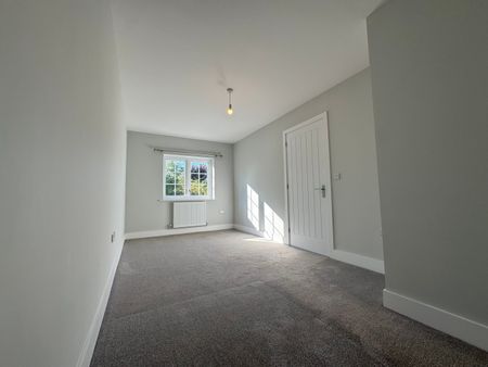 12 Old Quarry Close, Metheringham - Photo 2
