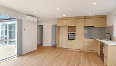 Manurewa living! - Photo 3