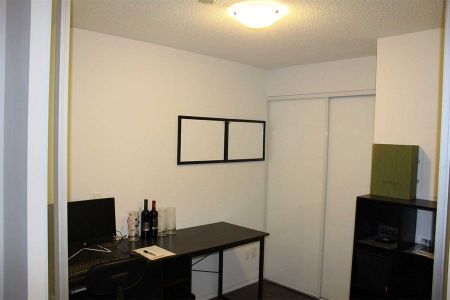 For Lease - 30 Meadowglen Place Unit# 808, Toronto, Ontario - Photo 2