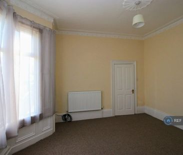 3 bedroom end of terrace house to rent - Photo 6