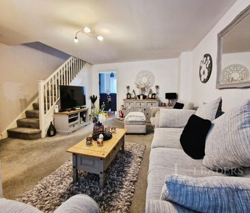 3 bedroom semi-detached to rent Dakota Way, Eastleigh - Photo 5