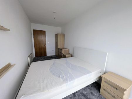 2 bedroom apartment to rent - Photo 4