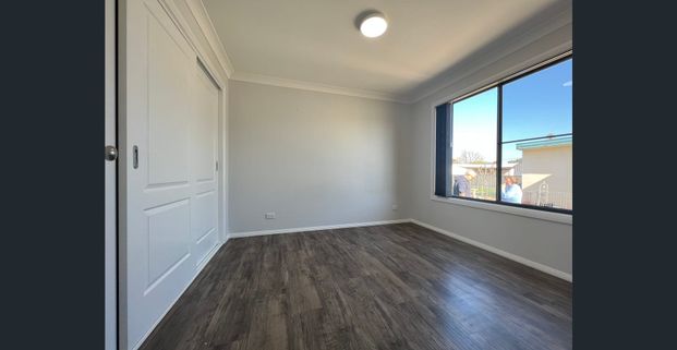 Low Maintenance Living - Great Location - Photo 1