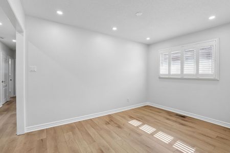 For Lease - 211 HARCOURT Avenue, Woodroffe, Ontario - Photo 4