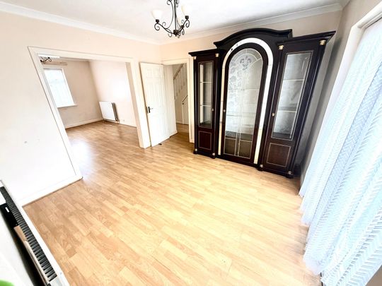 Park Lane , Hayes - Photo 1