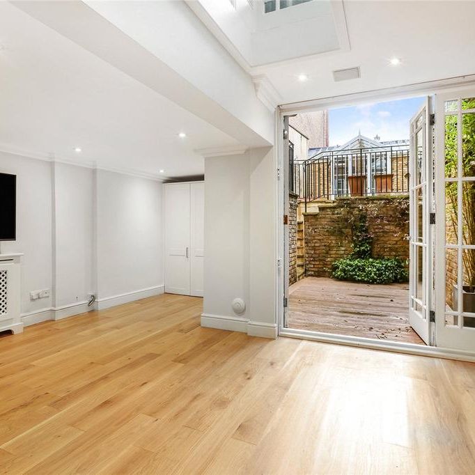 6 bedroom terraced house to rent - Photo 1